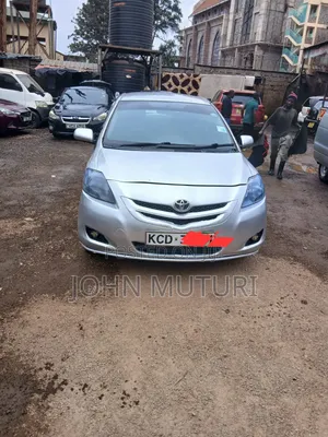 Toyota Belta 2008 Silver