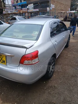 Toyota Belta 2008 Silver