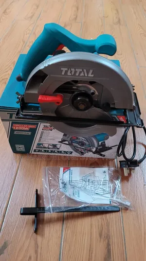 Total Circular Saw – 1200w