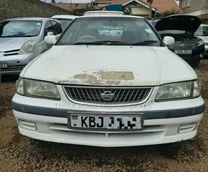 Nissan Bluebird 2005 White
