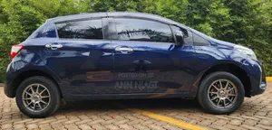 Toyota Vitz 2019 Blue