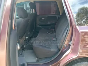 Nissan Note 2011 Red
