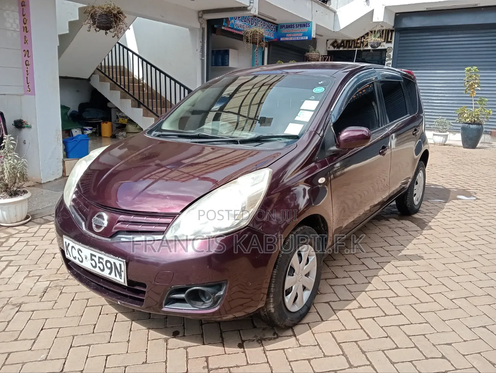 Nissan Note 2011 Red