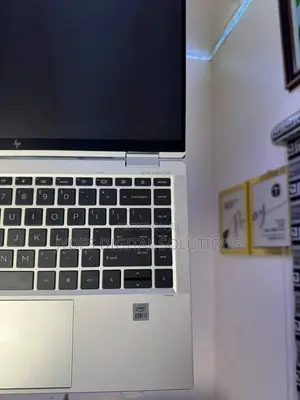 Laptop HP EliteBook x360 1030 G7 16GB Intel Core i7 SSD 256GB