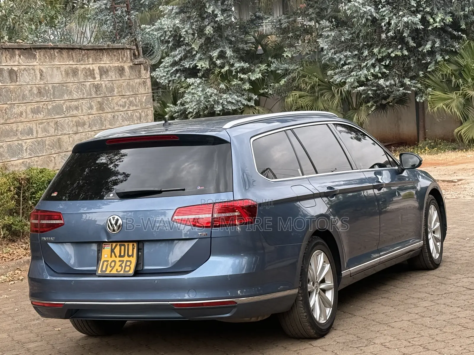 Volkswagen Passat 2018 Blue