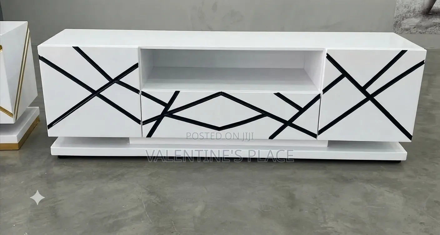 5FT TV Stand – Durable, Spacious Customizable
