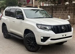 Toyota Land Cruiser Prado 2.7 2022 White