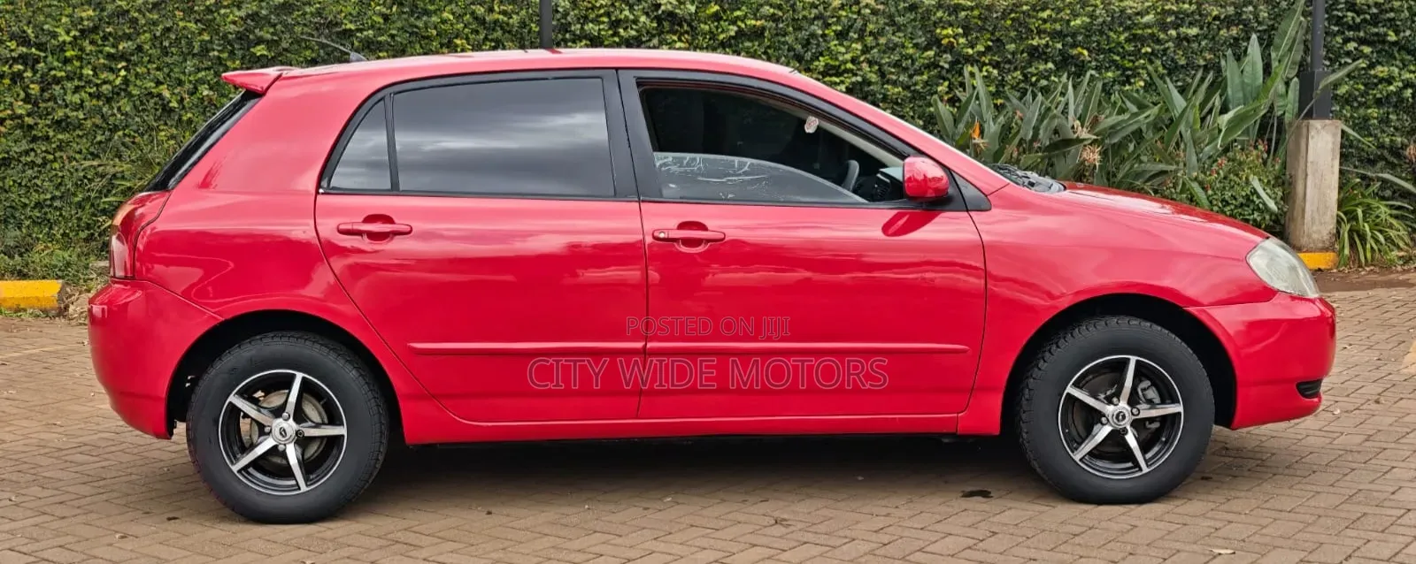 Toyota Corolla RunX 2002 Red