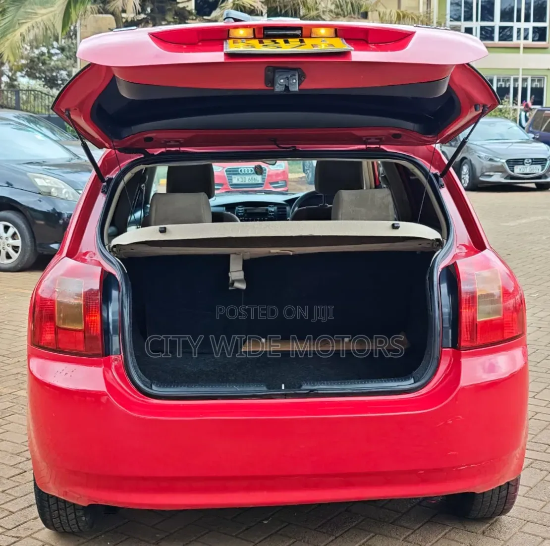 Toyota Corolla RunX 2002 Red