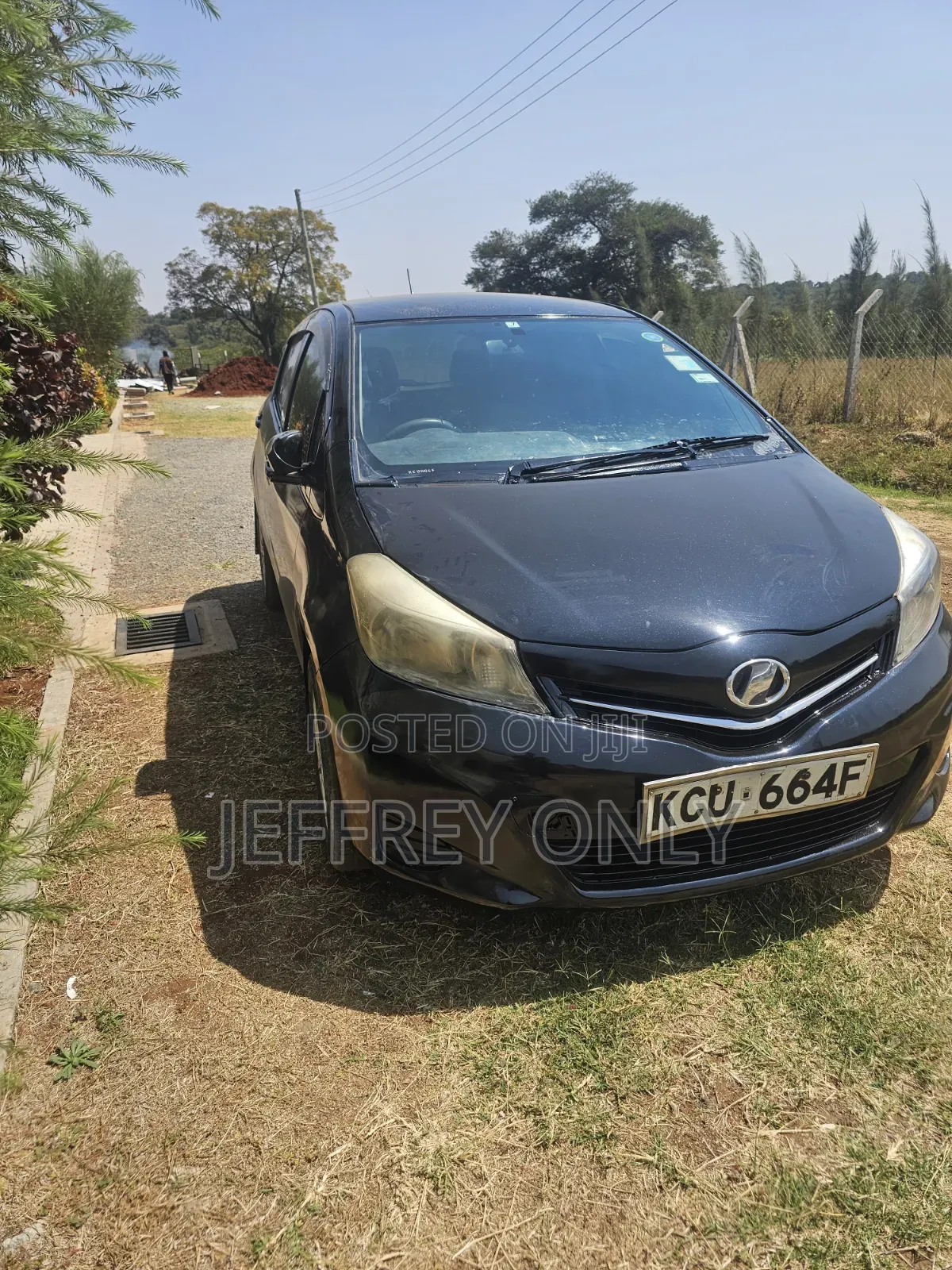 Toyota Vitz 2012 Black