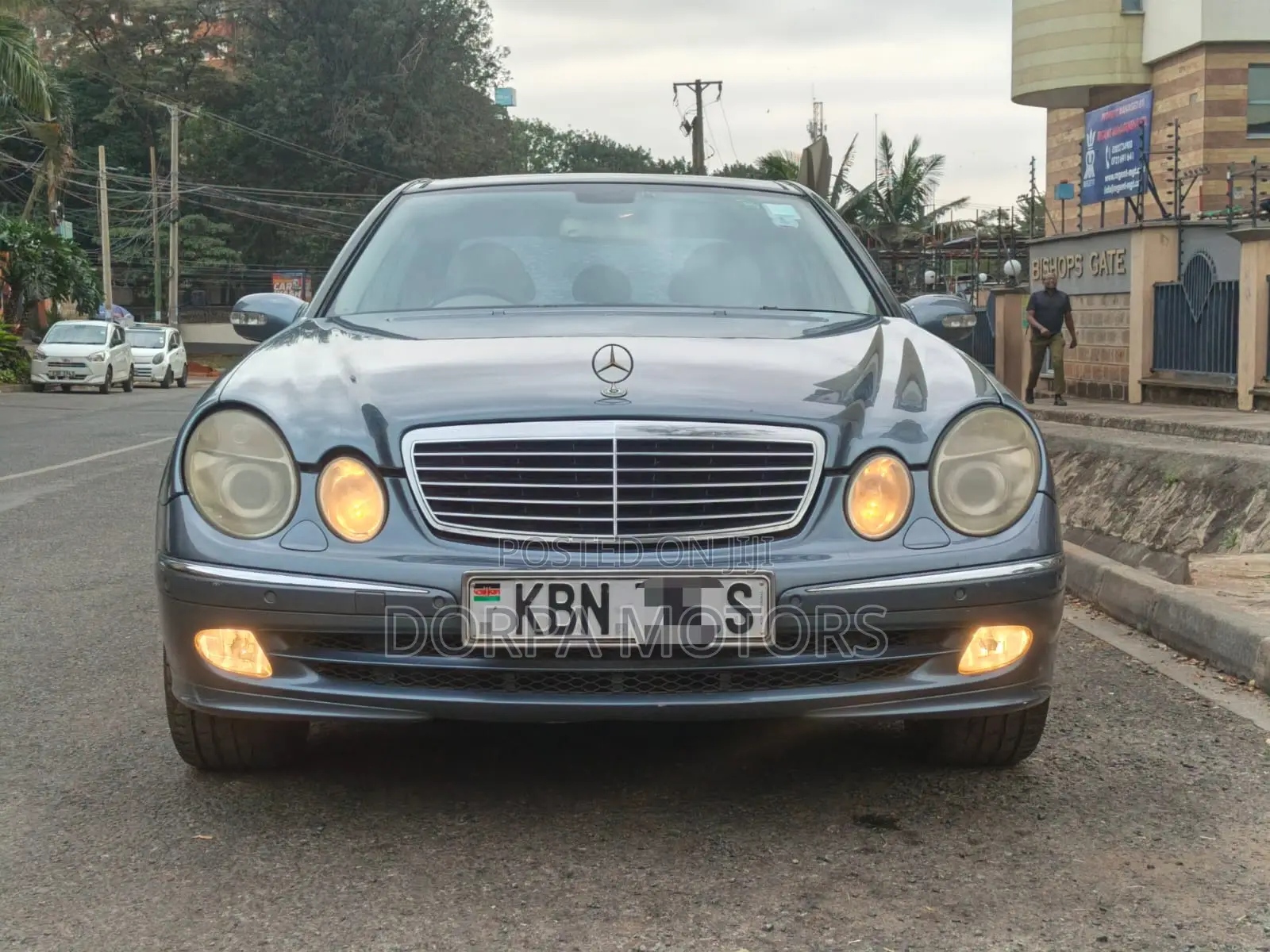 Mercedes-Benz E320 2003 Blue