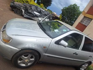 Volkswagen Polo 2000 White