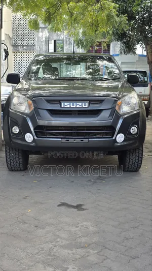 Isuzu D-MAX 2022 Gray