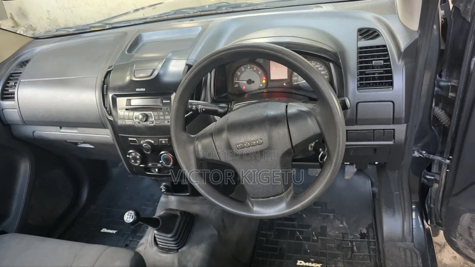 Isuzu D-MAX 2022 Gray