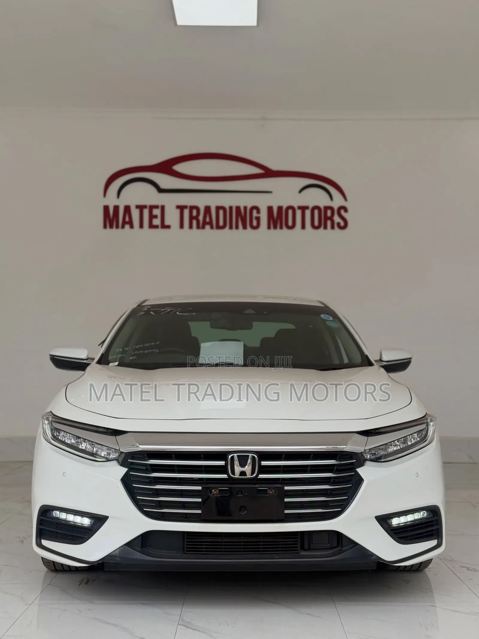 Honda Insight Touring 2019 White