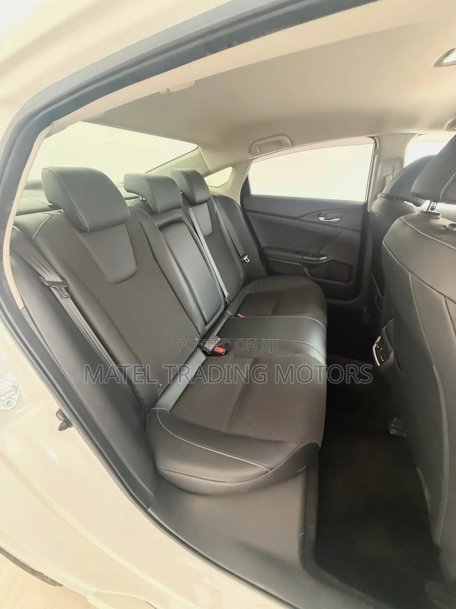 Honda Insight Touring 2019 White