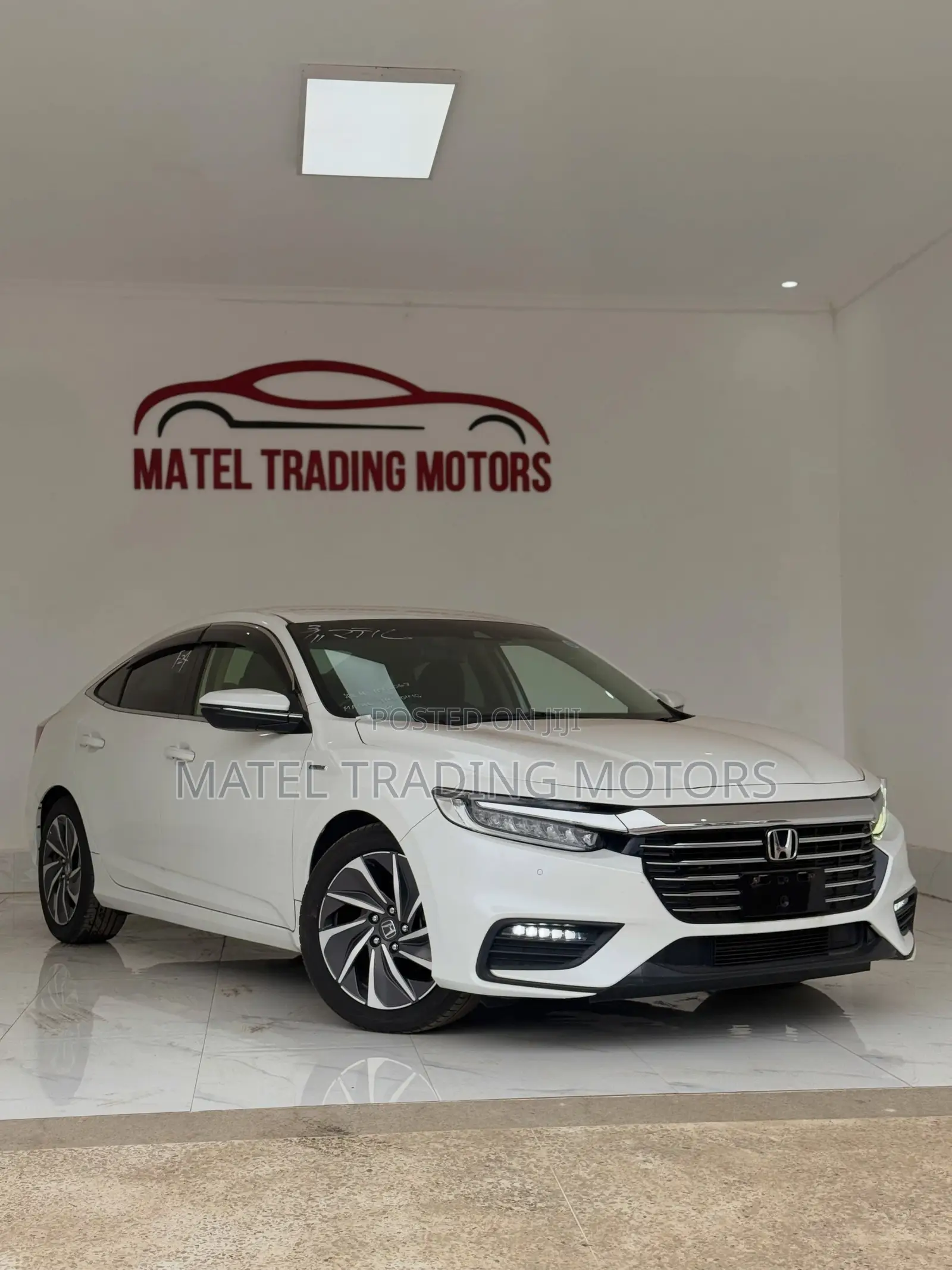 Honda Insight Touring 2019 White