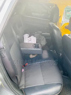 Mitsubishi RVR 2017 Silver