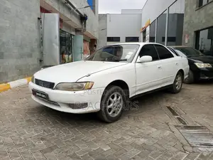 Toyota Mark II 1994 White