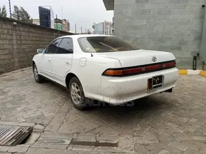 Toyota Mark II 1994 White