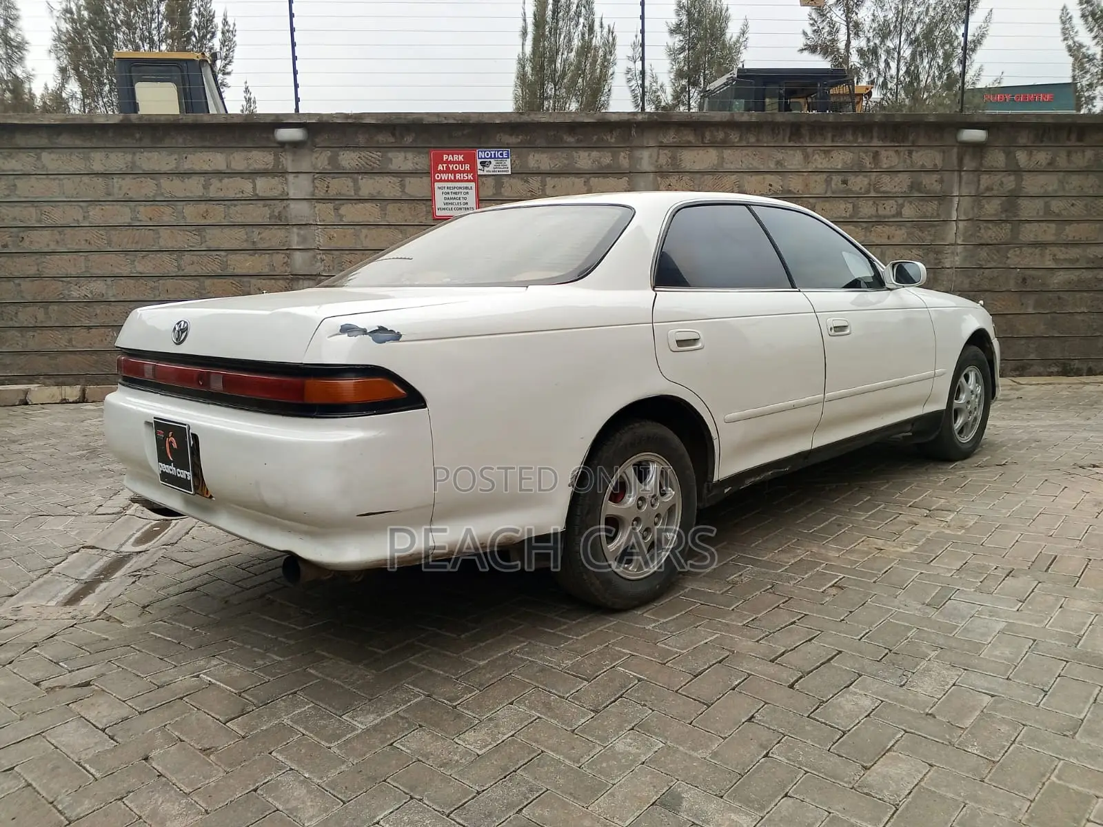 Toyota Mark II 1994 White