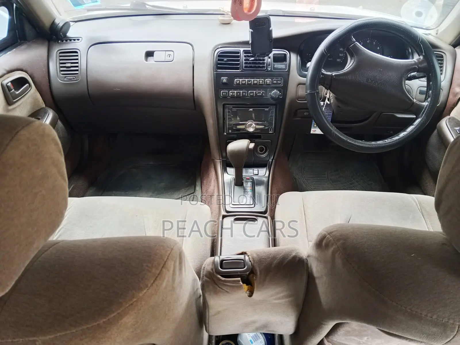Toyota Mark II 1994 White