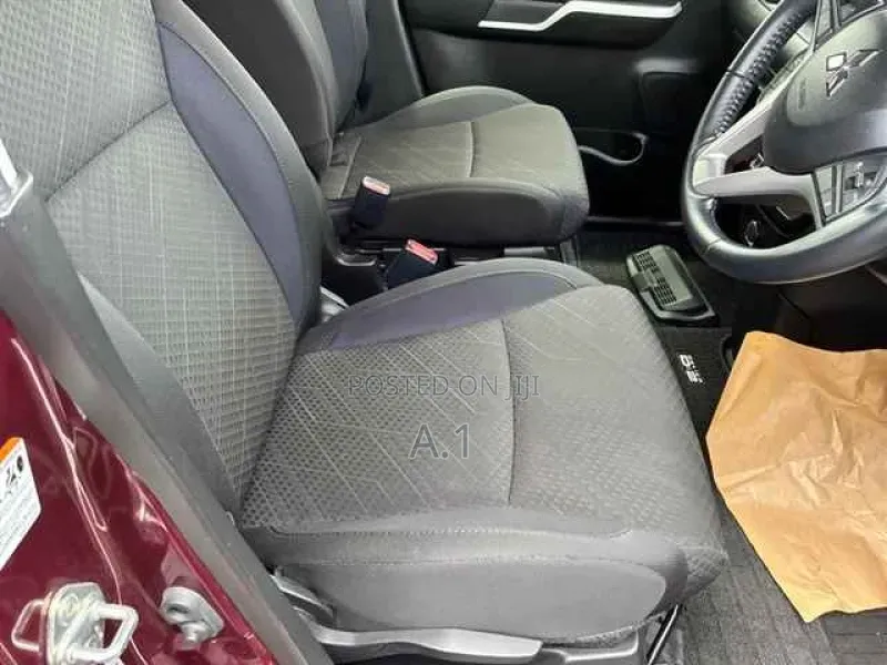 Mitsubishi Delica 2019 Maroon