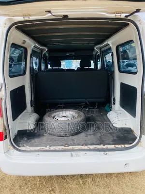 Subaru Forester 2001 White