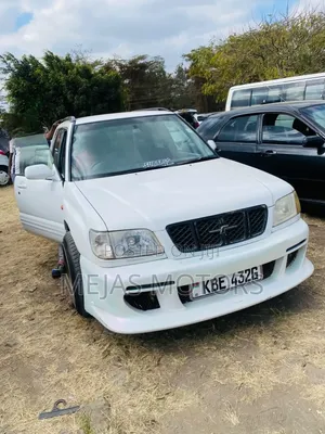 Subaru Forester 2001 White