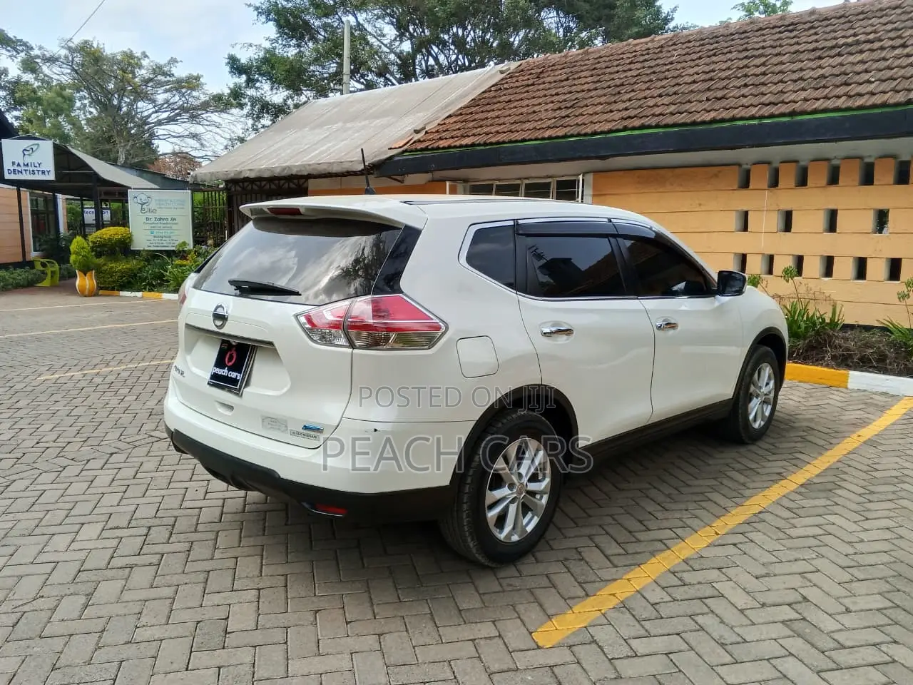 Nissan X-Trail 2015 White