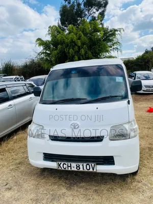 Toyota TownAce 2010 White