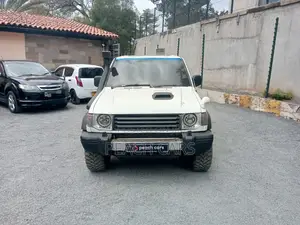 Mitsubishi Shogun 1990 White