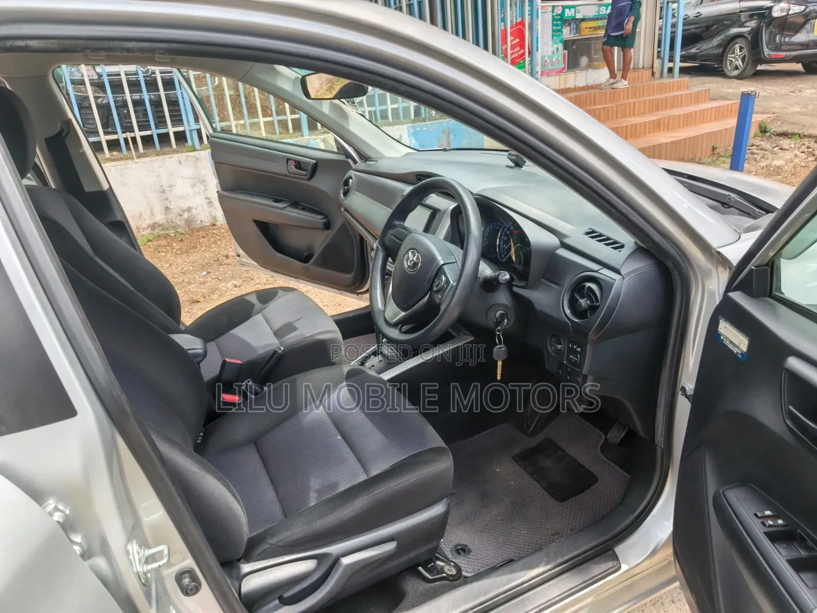 Toyota Corolla Fielder 2020 Silver