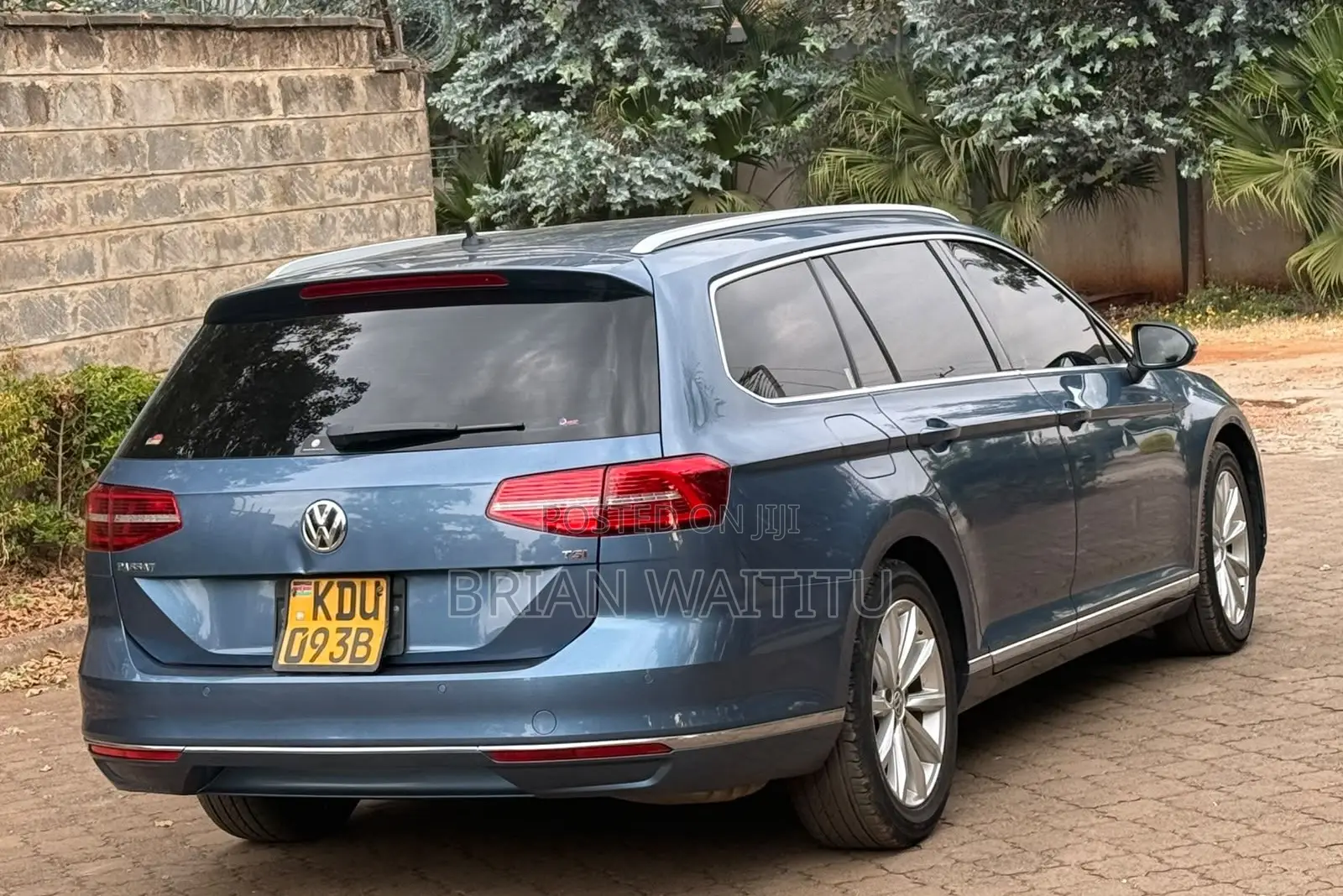 Volkswagen Passat 2018 Blue