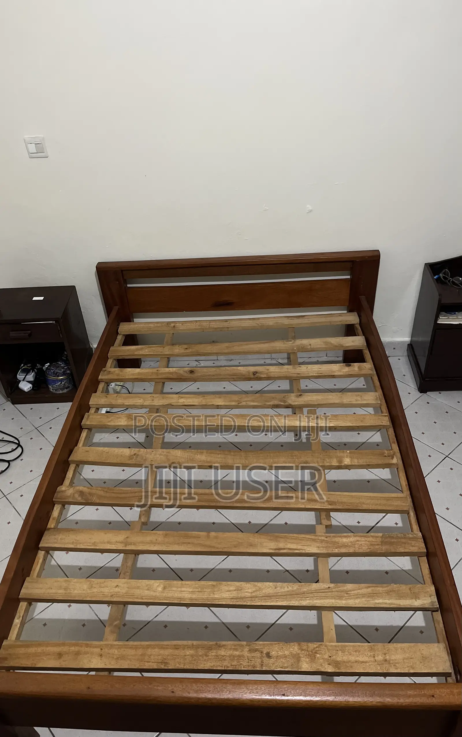 Strong 4*6 Mahogany Bed - Quick Sale!