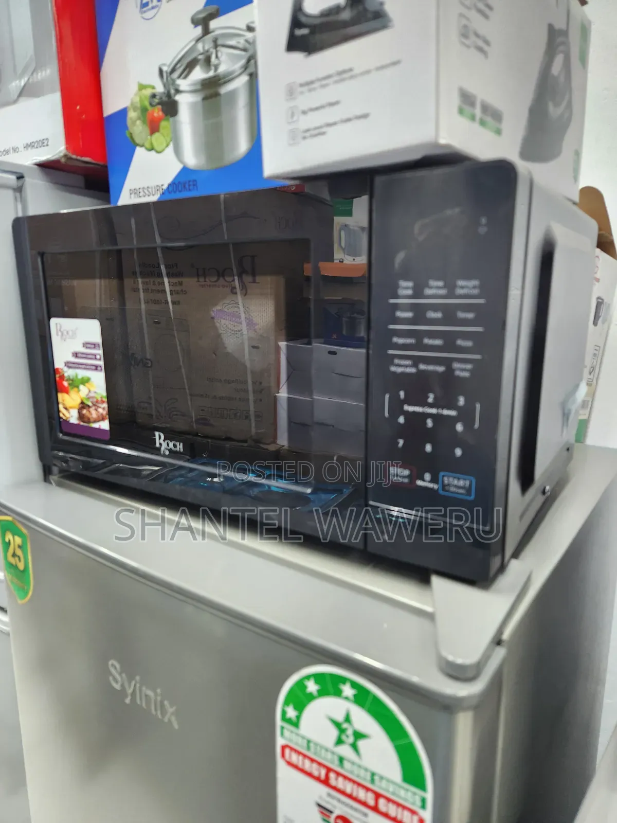 20 Litres Digital Roch Microwave at 7000