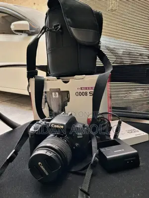 Canon EOS 800D DSLR 18-55mm Camera.