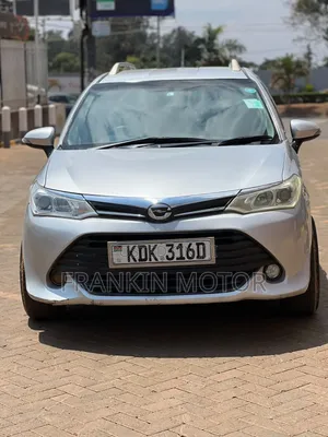 Toyota Corolla Fielder 2015 Silver