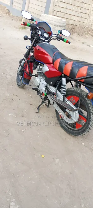 TVS HLX Plus ES 2023 Red