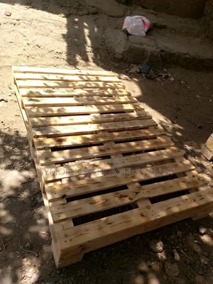 Pallet Bed . 4*6 Medium Sized Pallet Bed. Standard Raised From Ground