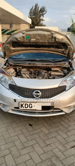 Nissan Note 2015 Silver