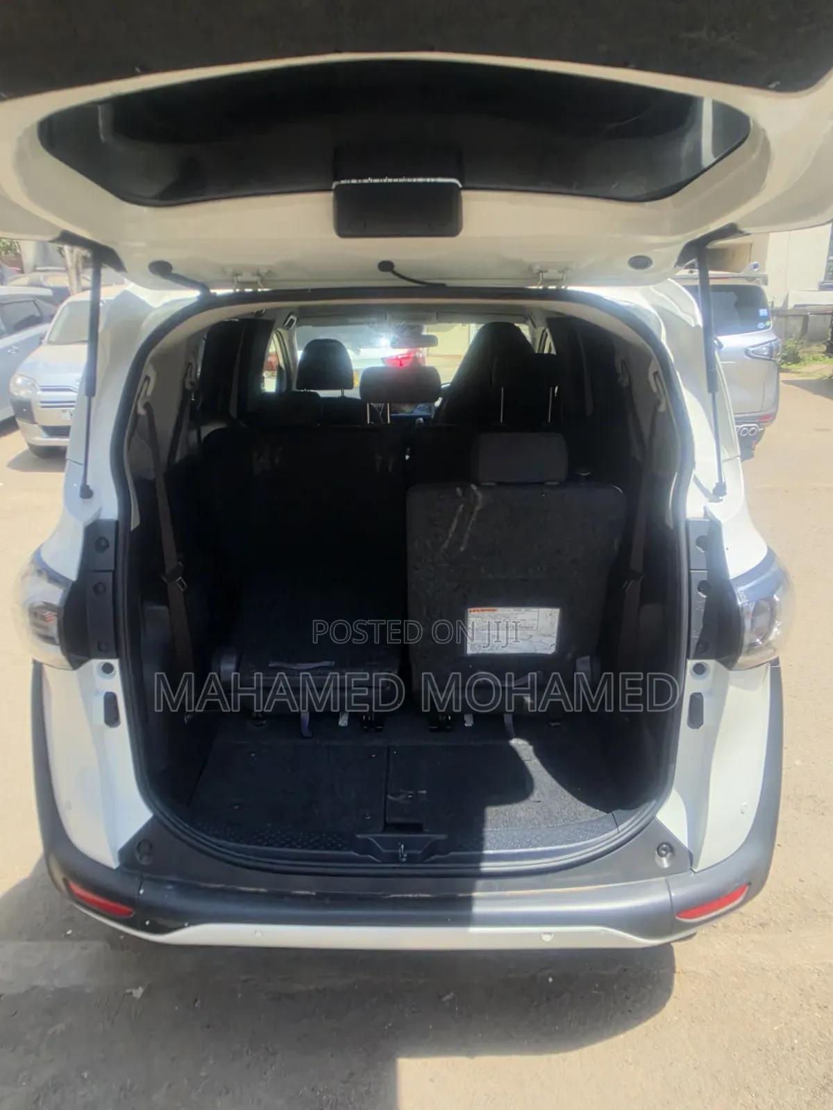 Toyota Sienta 2019 White