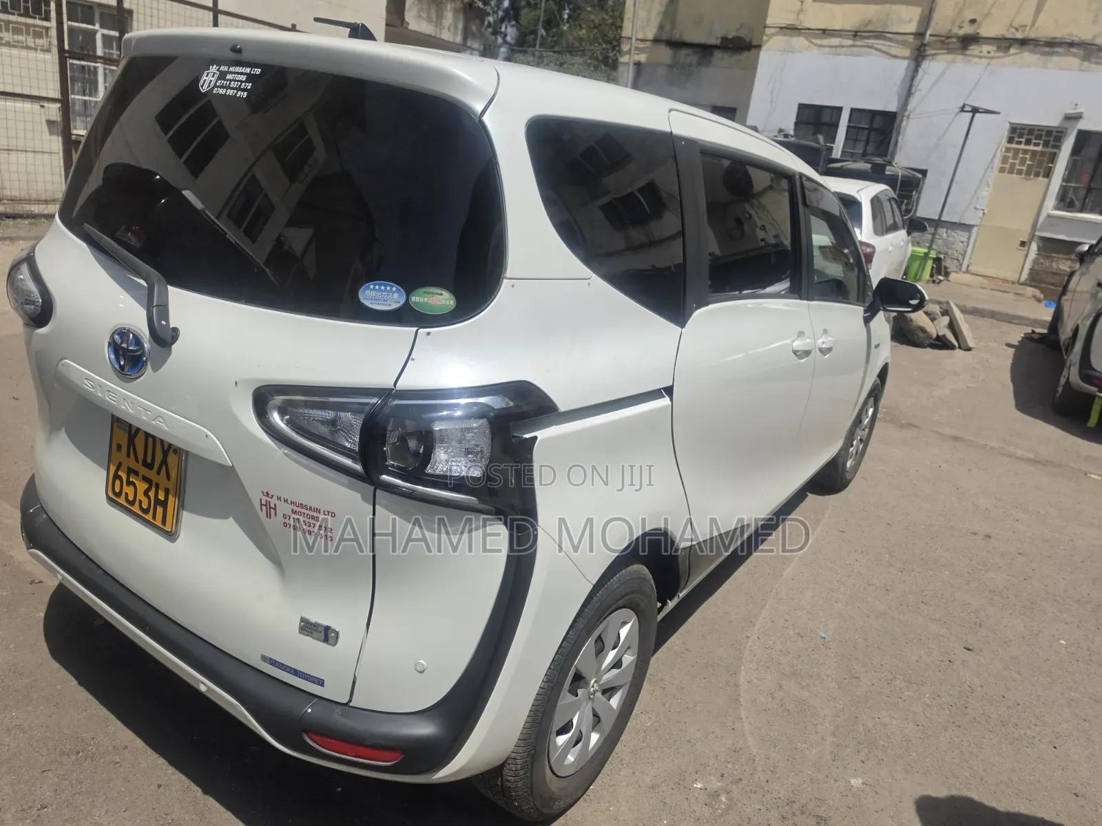 Toyota Sienta 2019 White