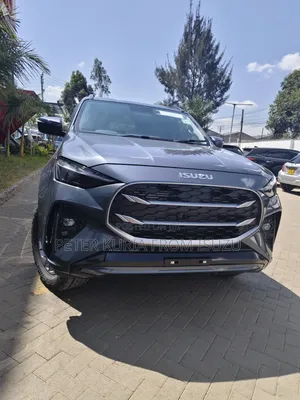 New Isuzu MU-X 2025 Gray