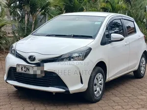 Toyota Vitz 2016 White