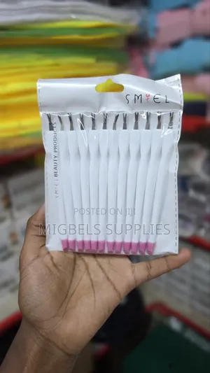 Cuticle Cutter