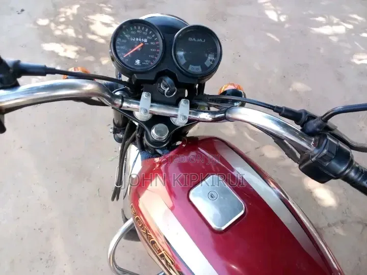 Bajaj Boxer 100 2026 Red