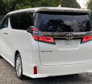 Toyota Vellfire 2019 White