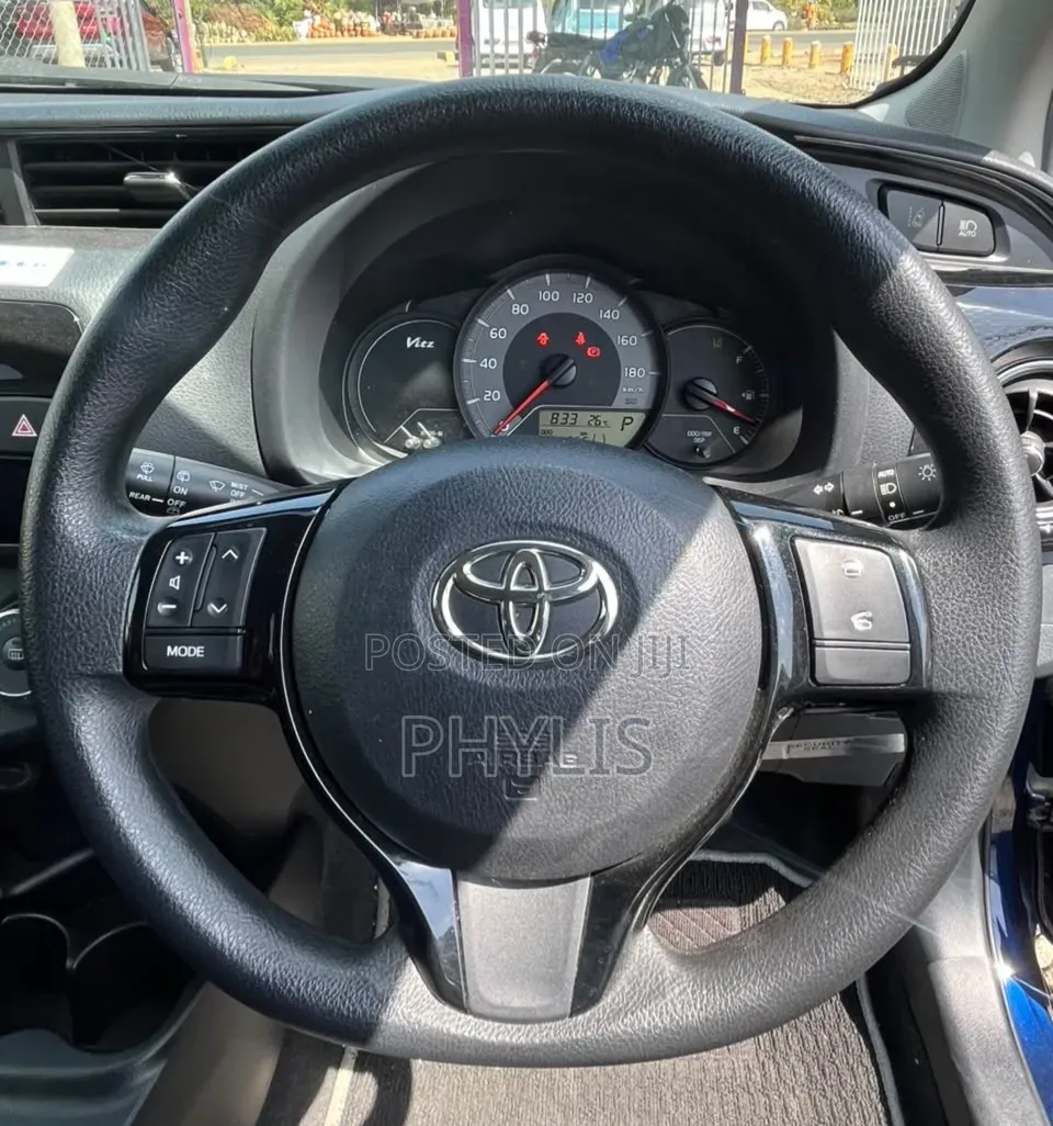 Toyota Vitz 2019 Blue