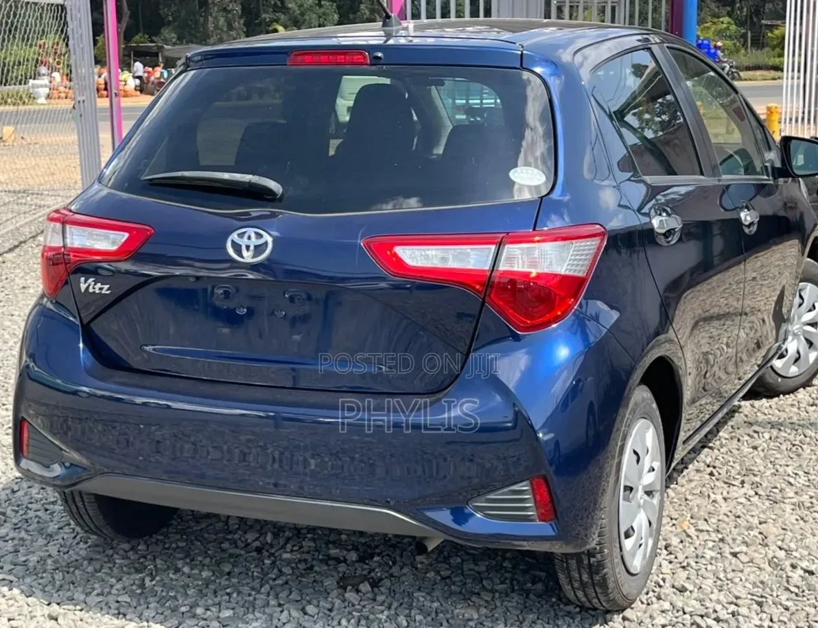 Toyota Vitz 2019 Blue